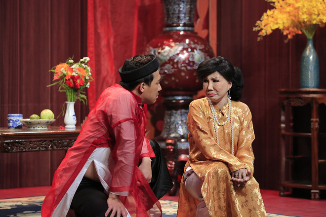 Trấn Thành xem bói, hỏi thẳng NSƯT Thanh Kim Huệ: Bà có làm gì xấu với ai không?-1