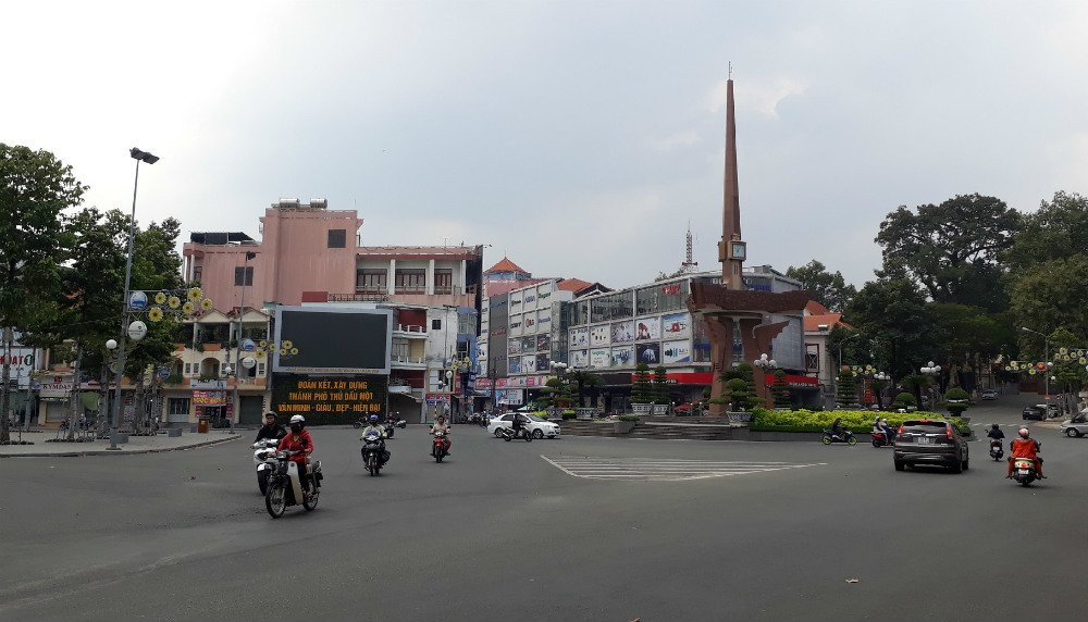 Doanh nhân Anh mất gần 200 ngàn mỗi lần đi vệ sinh ở Bình Dương-1