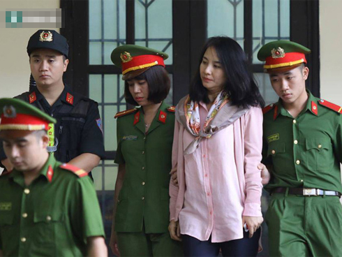 Bé gái 13 tuổi đồng ý quan hệ tình dục với bạn trai rồi về... mách mẹ-1