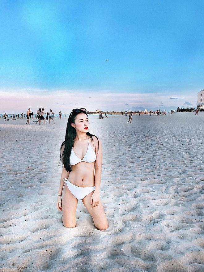 Vẻ đẹp nóng bỏng của nữ sinh đẩy em gái Lan cave Quỳnh búp bê vào con đường bán dâm-8