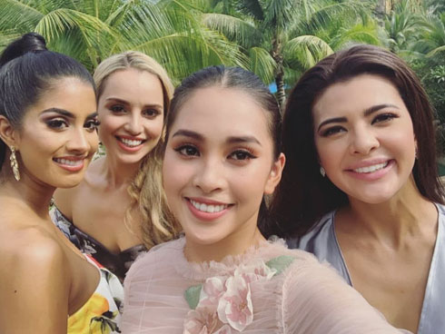 HH Tiểu Vy make up đẹp xuất sắc, lấn át cả dàn thí sinh quốc tế tại Miss World 2018-10