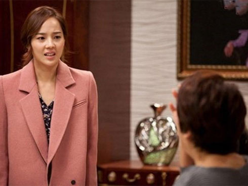 Nàng dâu tố mẹ chồng xông vào phòng soi chuyện kín, chị em mắng thêm vì chi tiết đáng ngờ-3