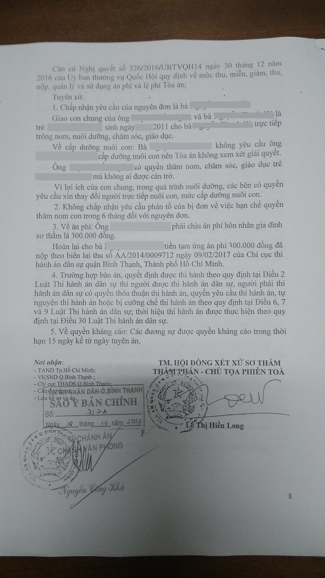 Vụ tranh giành quyền nuôi con gái 7 tuổi: Người mẹ được cho là phóng hỏa, tự đập đầu khi đến thăm con lên tiếng-3