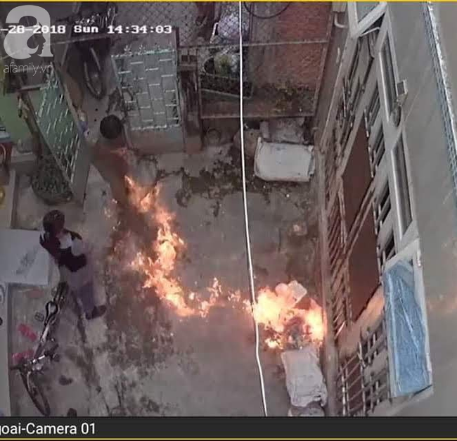 Vụ tranh giành quyền nuôi con gái 7 tuổi: Người mẹ được cho là phóng hỏa, tự đập đầu khi đến thăm con lên tiếng-5