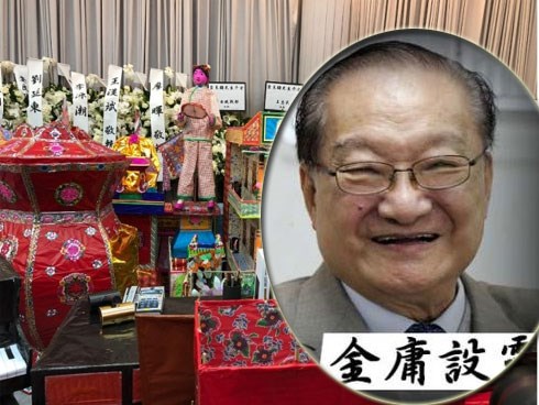Gia đình đốt biệt thự và máy bay vàng mã trong lễ tang Kim Dung