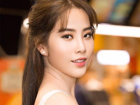 Nam Em vừa tái xuất, bạn thân Trường Giang bất ngờ khen ngợi là
