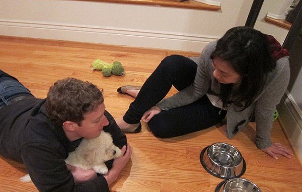 Thì ra đây là bí quyết của cô vợ kém xinh nhưng khiến ông trùm tỷ phú facebook vừa si mê, vừa nhất nhất ngoan ngoãn nghe lời-6