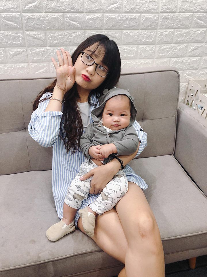 Top 7 hot mom nổi tiếng nhất MXH Việt: Người sở hữu nhà sang, xe xịn hàng chục tỷ, người nhan sắc lộng lẫy đáng ngưỡng mộ-4