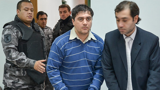 Em sinh đôi bị sát hại, chị gái chạy theo tiếng gọi trái tim cưới tên hung thủ, bất chấp bị dư luận ném đá và gia đình từ mặt-2