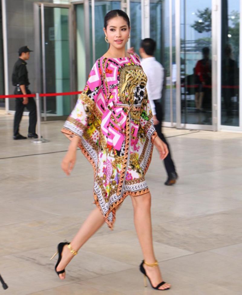 HHen, Mai Phương Thúy và các hoa hậu mặc xấu như thảm hoạ vì thích làm lố khác người-8