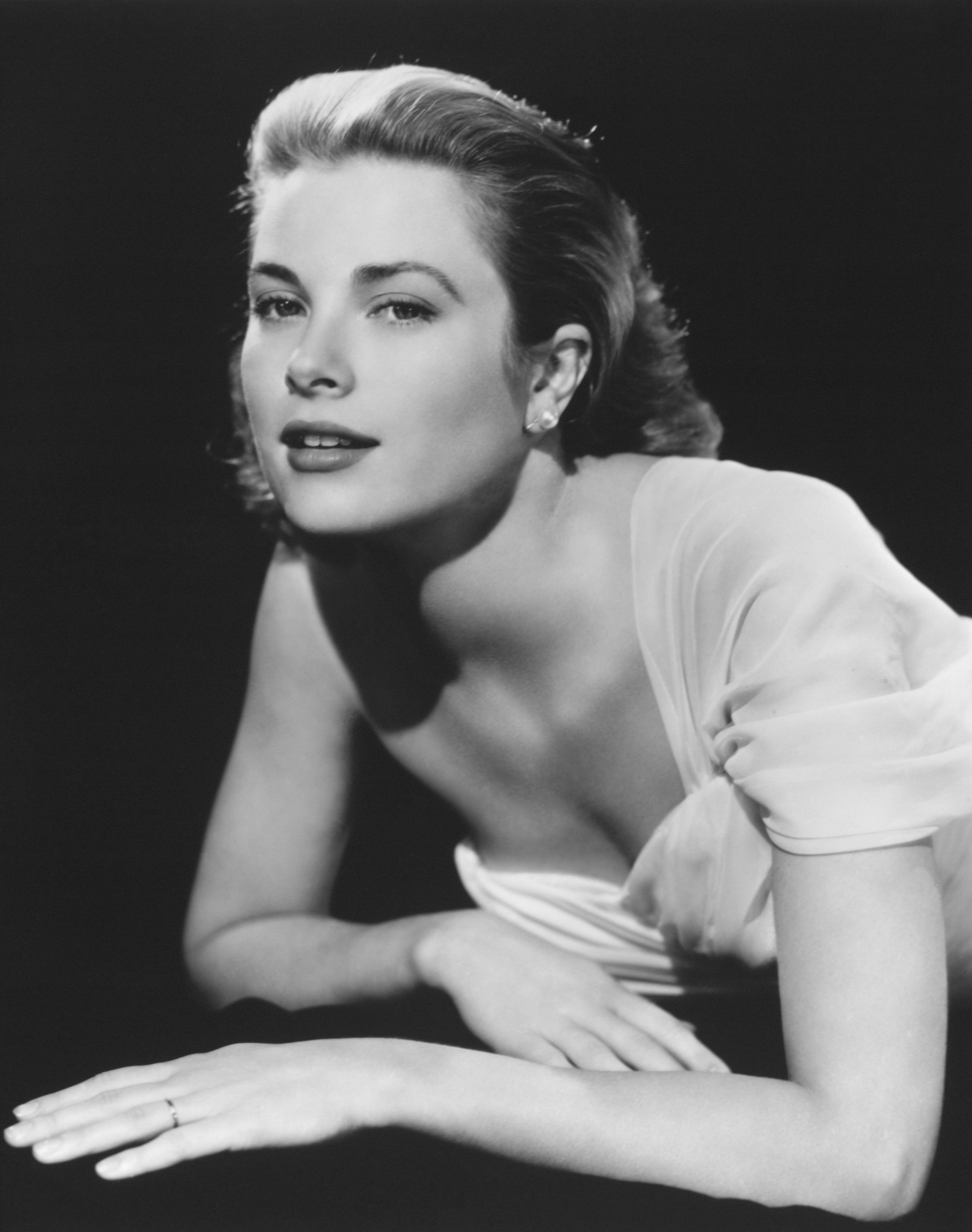 Grace Kelly – vị Công nương từ nhan sắc đến phong cách thời trang đều gói gọn trong 2 chữ hoàn hảo”-7