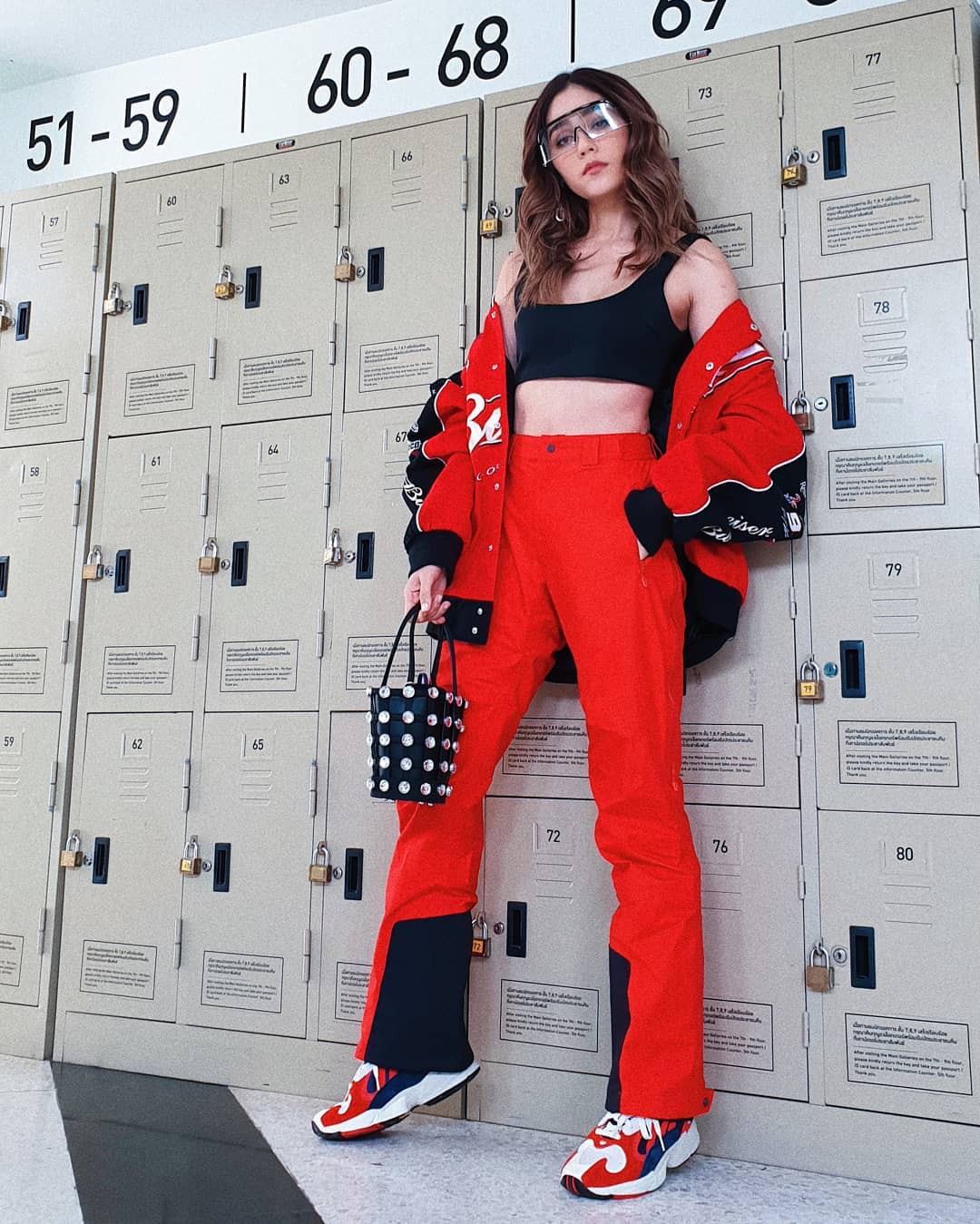 Minh tinh Thái lấy chồng siêu giàu: Người được cung phụng như bà hoàng, kẻ lấy bố của bạn, ly hôn trong thị phi-7