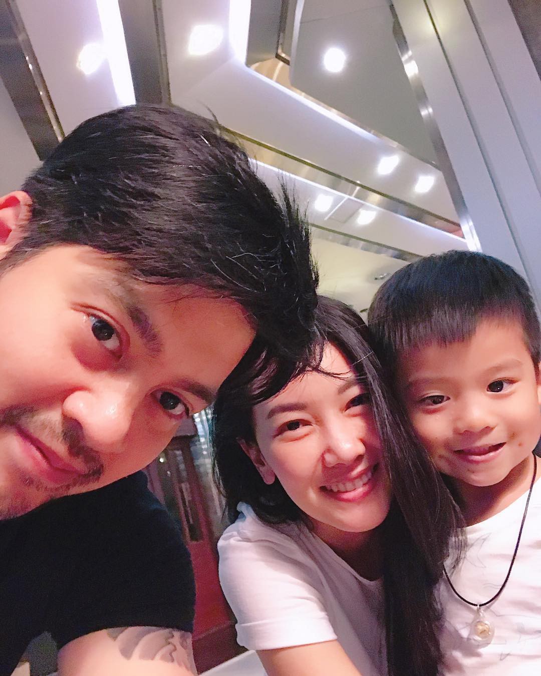 Minh tinh Thái lấy chồng siêu giàu: Người được cung phụng như bà hoàng, kẻ lấy bố của bạn, ly hôn trong thị phi-17