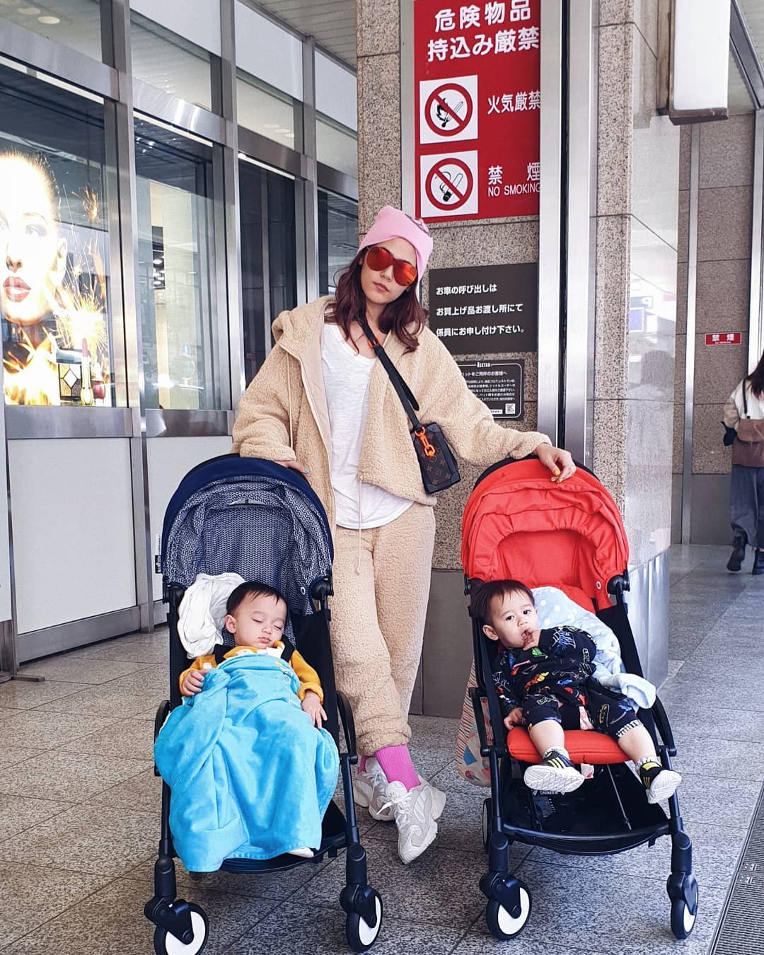 Minh tinh Thái lấy chồng siêu giàu: Người được cung phụng như bà hoàng, kẻ lấy bố của bạn, ly hôn trong thị phi-8