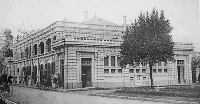 Người dân mong Bưu điện Hà Nội được trả lại tên: Không ai muốn biểu tượng hơn 100 năm của Thủ đô có một cái tên khác!-3