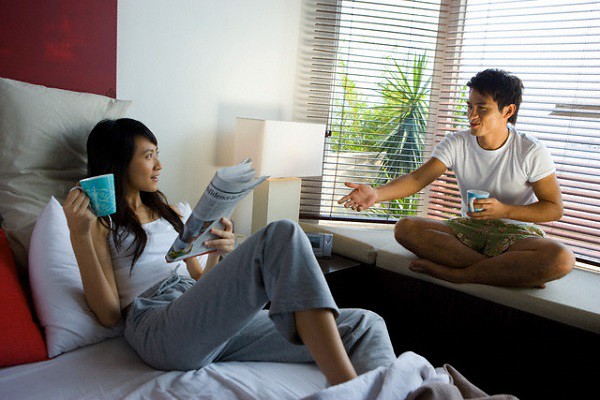 Chồng đáp lại Con lấy vợ chứ không lấy osin khiến mẹ chồng tôi bẽ bàng còn tôi thì bật cười vì sung sướng-2