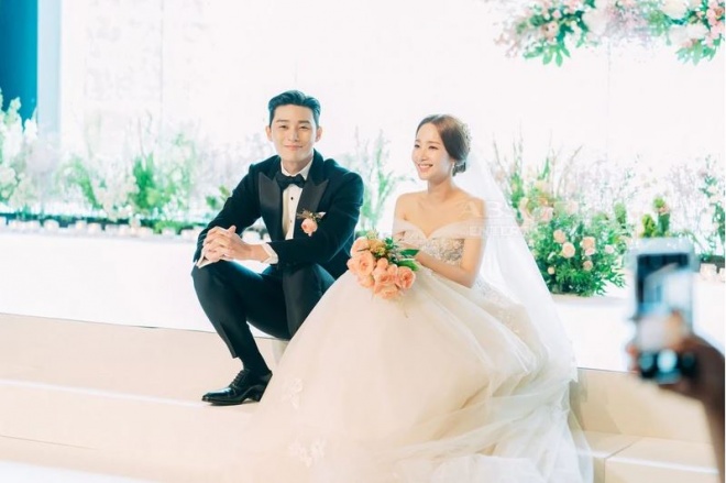 Lộ ảnh cưới tuyệt đẹp trong hôn lễ ngọt ngào viên mãn của cặp đôi chính trong Thư ký Kim-2