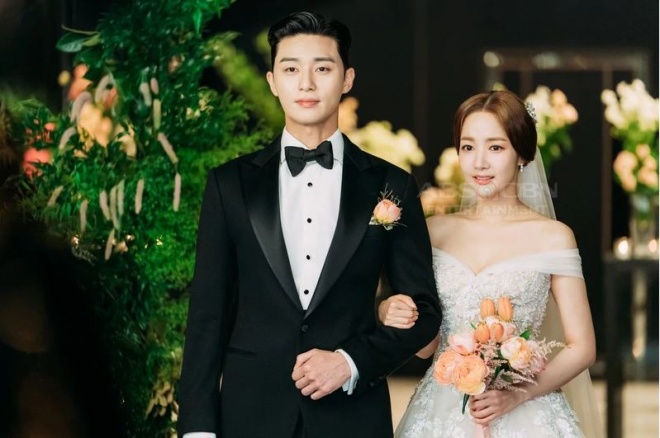 Lộ ảnh cưới tuyệt đẹp trong hôn lễ ngọt ngào viên mãn của cặp đôi chính trong Thư ký Kim-6