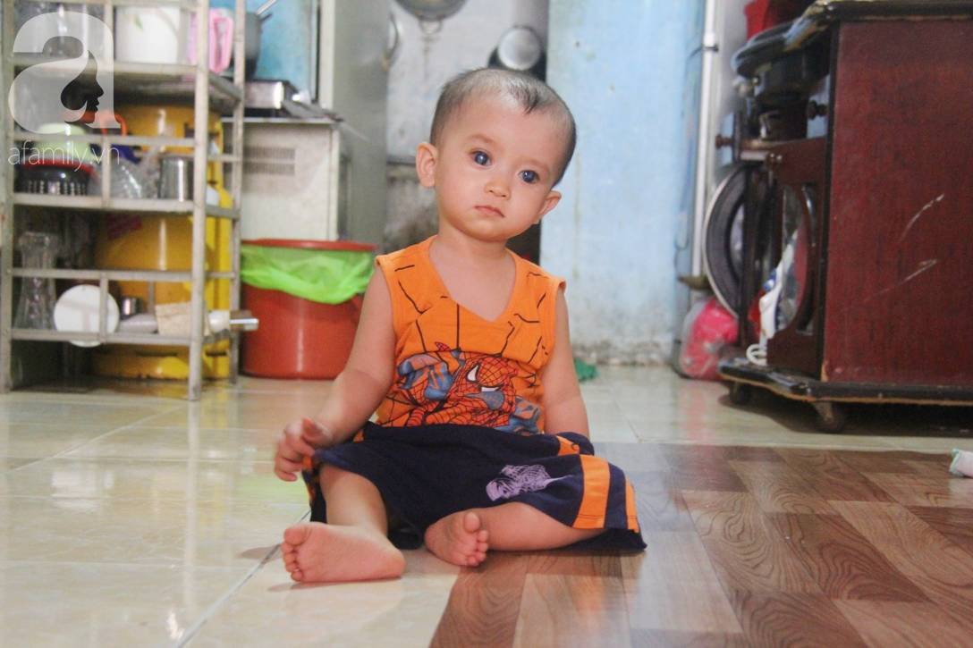 Em quỳ gối xin mọi người hãy cứu lấy Gia Anh, không được ghép giác mạc con em sẽ mù vĩnh viễn-5