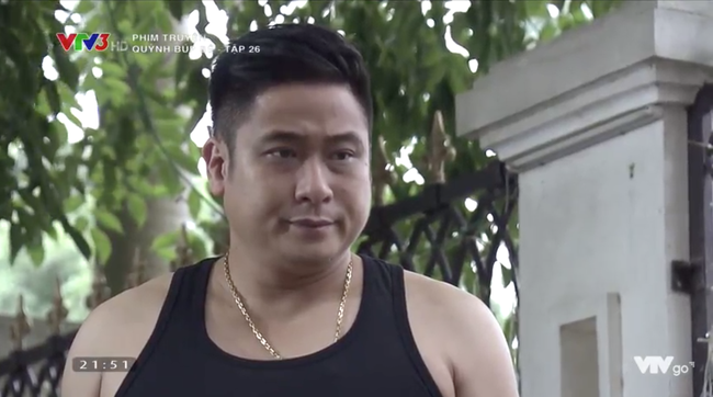 Sốc: Vũ sắt hùng hổ lao đến thẳng tay đánh Quỳnh ngã ra đường sau khi trông thấy cảnh này-1