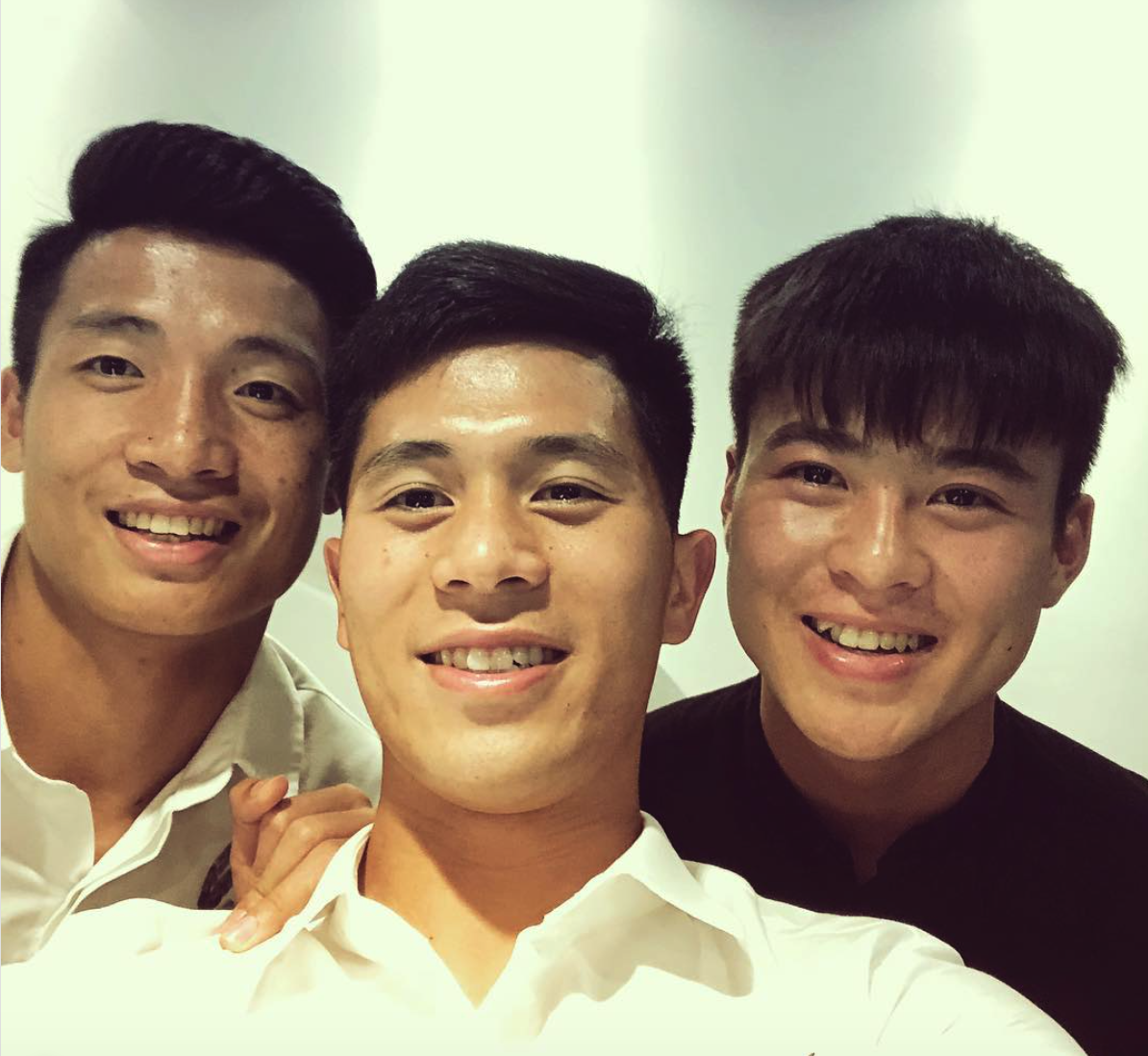 Đặng Văn Lâm và những nam thần sở hữu cực phẩm” 6 múi tại AFF Cup 2018-10