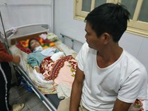 Bi kịch phía sau vụ bé gái 14 tuổi ở Lai Châu bị cưỡng hiếp, cứa cổ khi đi hái rau lợn Bi kịch phía sau vụ bé gái 14 tuổi ở Lai Châu bị cưỡng hiếp, cứa cổ khi đi hái rau lợn