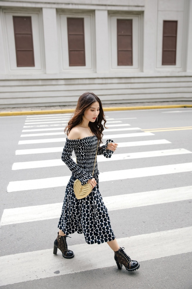 Diễm My thu hút ánh nhìn trên phố với streetstyle trăm triệu-11