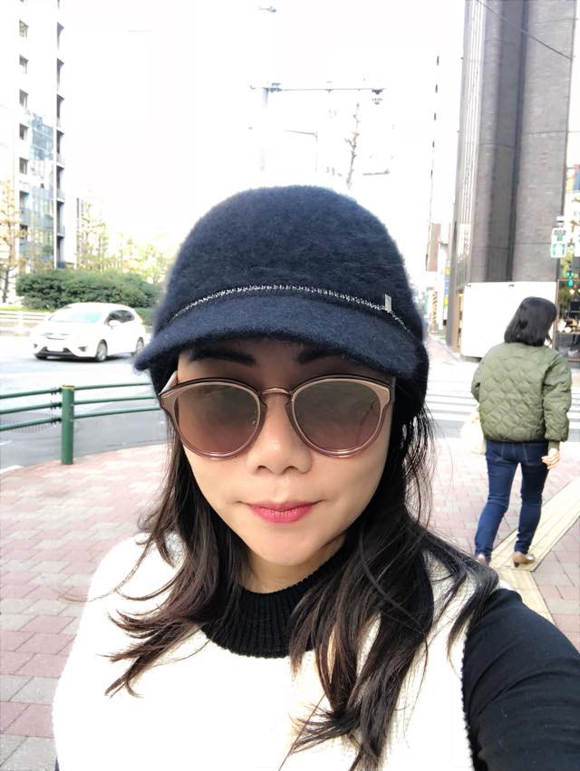 Vợ đại gia kim cương khoe ảnh đi du lịch ở địa điểm bí mật cùng bạn đồng hành bí ẩn-2