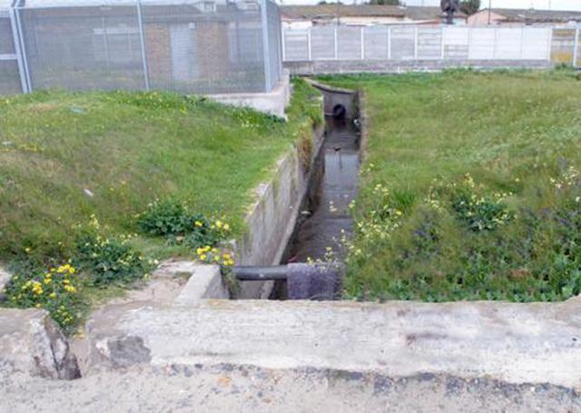 Bé gái 13 tuổi chạy về nhà trong tình trạng không mặc quần, bố mẹ phát hiện điều khủng khiếp-1