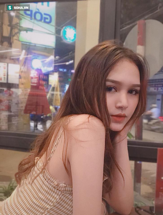 Cô gái bị truy lùng trước tiệm bánh mì: 16 tuổi đã nghỉ học, dính nghi án thẩm mỹ-10