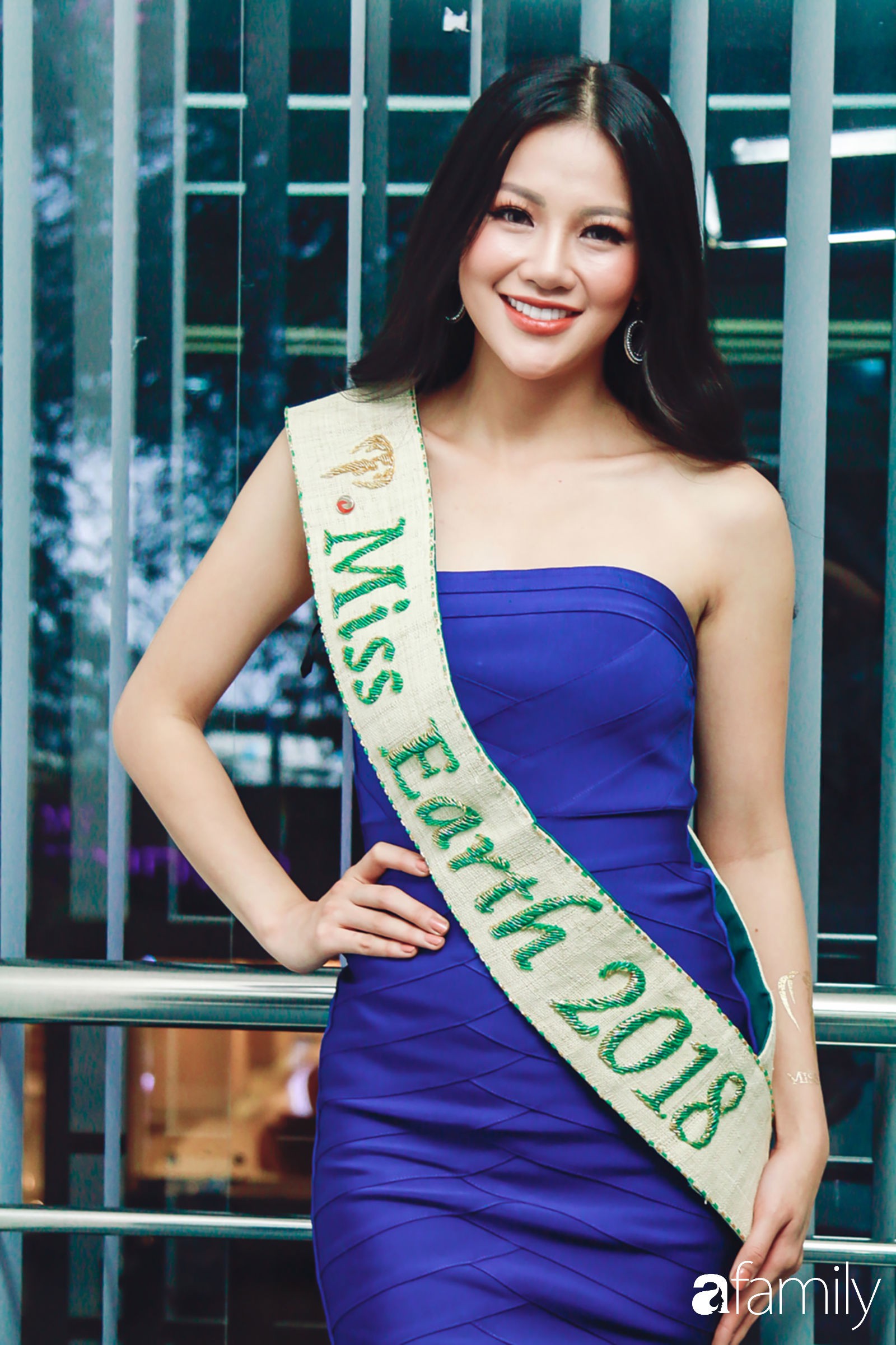 Phương Khánh đáp trả biệt danh em gái kết nghĩa của Ngọc Trinh: Bây giờ tôi là Hoa hậu Trái đất!-14