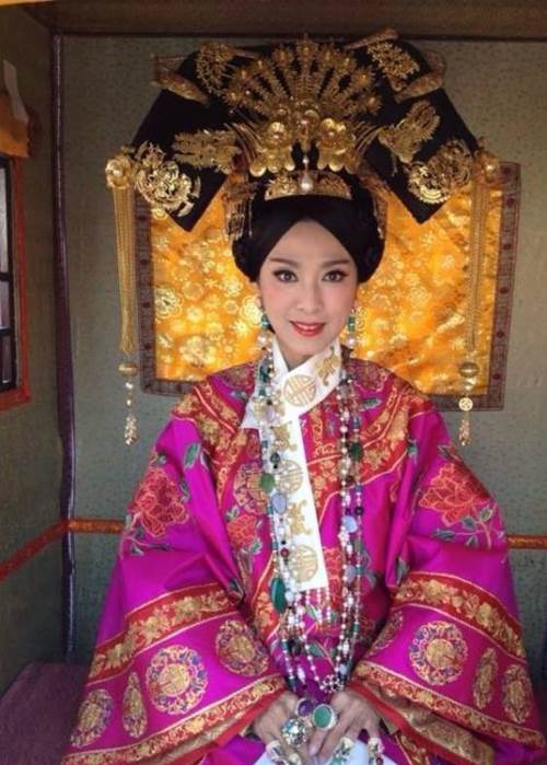 Ác độc dã man nhất lịch sử Trung Hoa, Từ Hy dám uống cả sữa... người để làm đẹp!-2