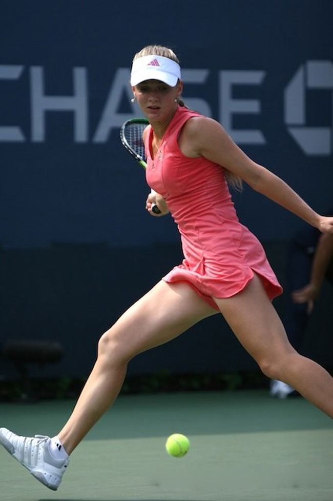Nữ tay vợt tennis tuyệt đẹp bị cướp trói: Sự nghiệp tụt dốc-4