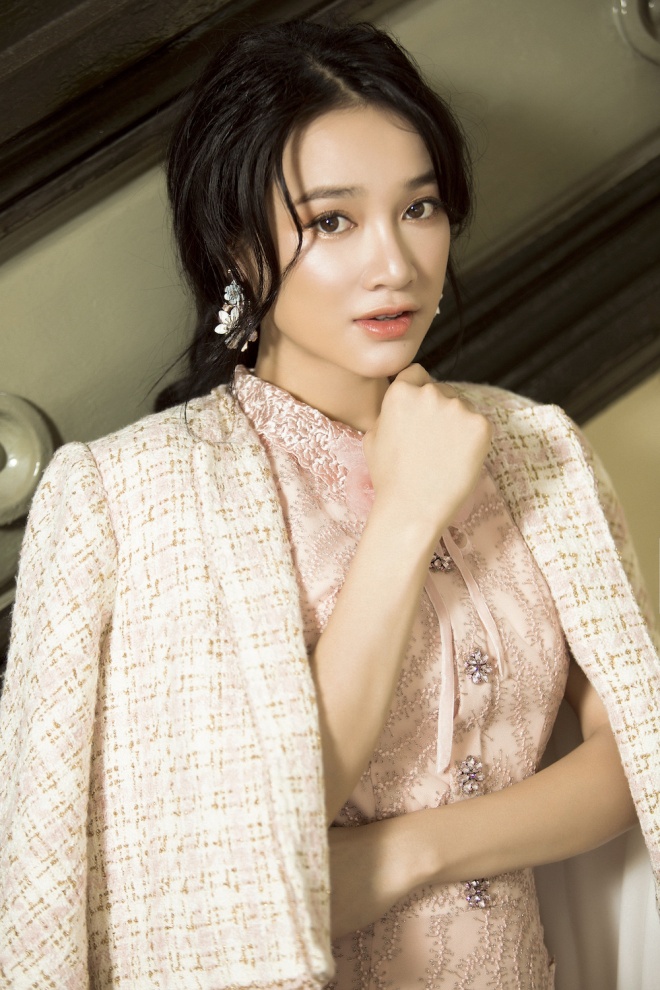 Mặc thân hình thay đổi sau bầu bí, Nhã Phương vẫn khoe vẻ đẹp rạng rỡ khó ai bì-2