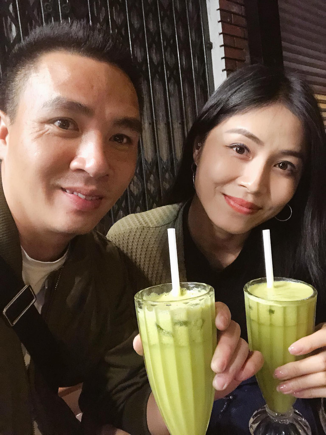 Trước khi công bố chia tay, MC Hoàng Linh vẫn liên tục cập nhật hình ảnh hạnh phúc với hôn phu lên Facebook-4