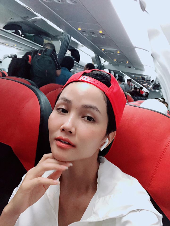 Mấy ai thật thà như hoa hậu HHen Niê: Tự thừa nhận khuyết điểm mũi không cao, da không trắng, gò má to-7