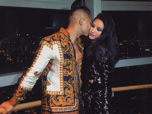 Hot girl lộ vóc dáng thật trong ảnh được tag: Người xồ xề ngấn mỡ, người chân ngắn không hề nuột nà-15