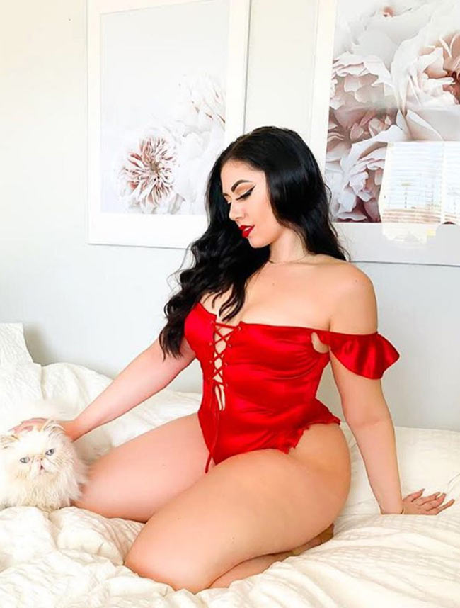 Nàng béo xinh đẹp không ngán kiểu mặc sexy nào, hạ gục mày râu từ cái nhìn đầu-16