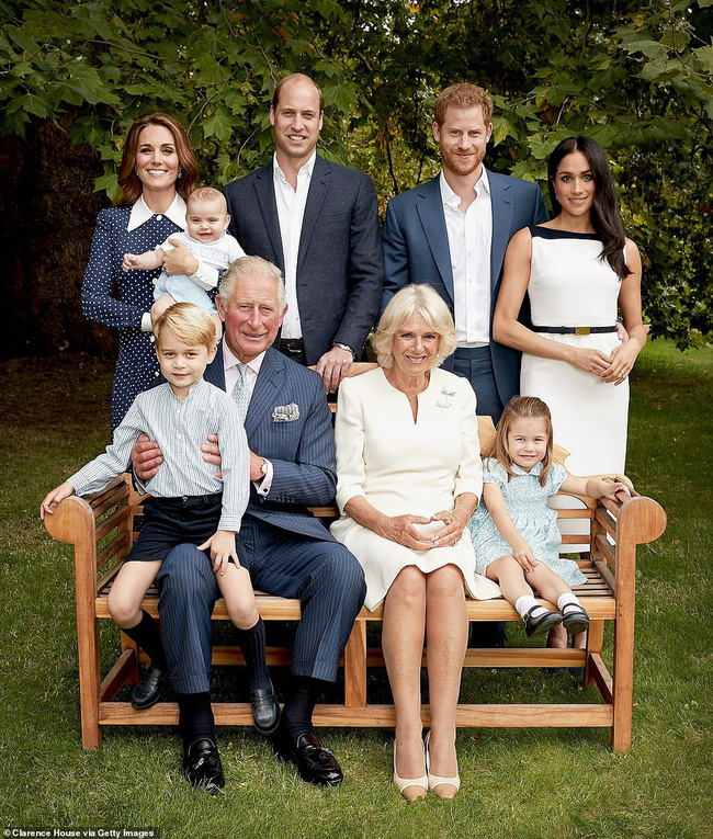 Cuối cùng, bà Camilla đã có được sự phê chuẩn của Nữ hoàng Anh, danh chính ngôn thuận lên ngôi hoàng hậu-2