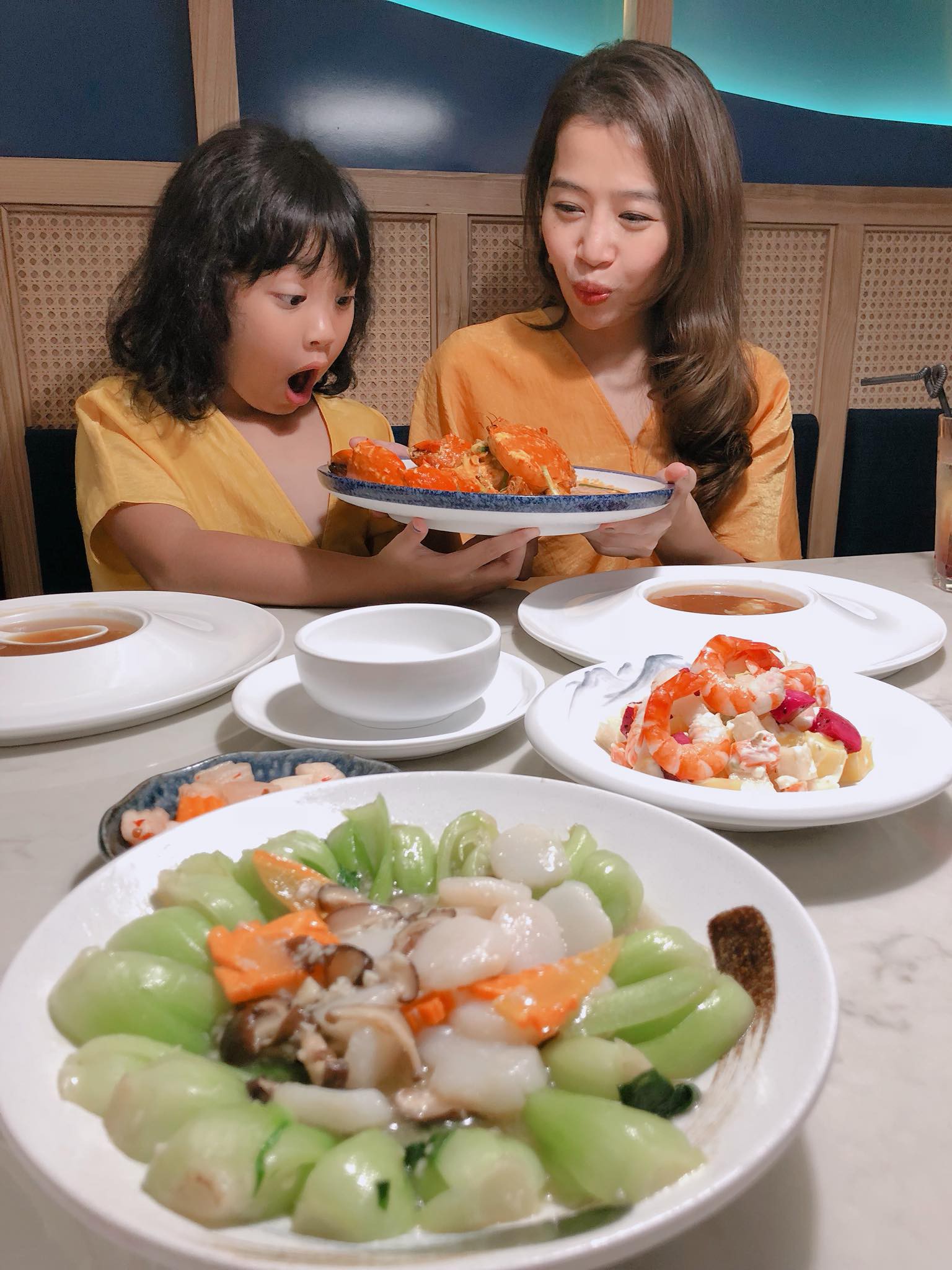 MC Diệp Chi hoảng hồn vì chung cư đang ở có em bé rơi từ tầng 7, đưa lời khuyên hữu ích trong việc trông nom trẻ nhỏ-3