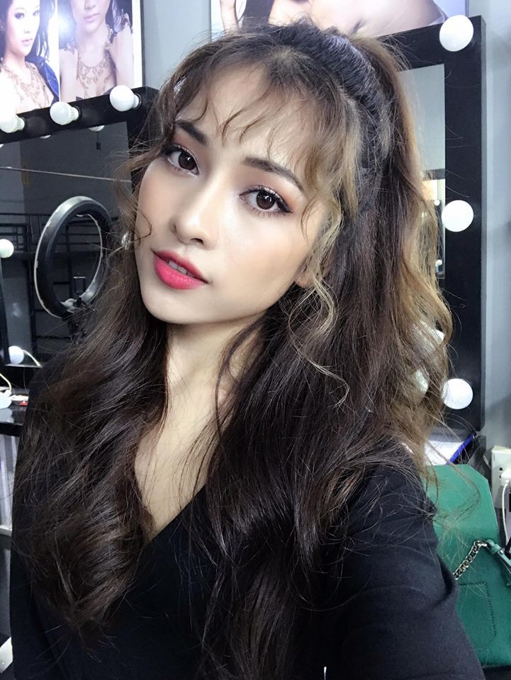 Vẻ nóng bỏng của tình mới kém Dương Khắc Linh 13 tuổi-4