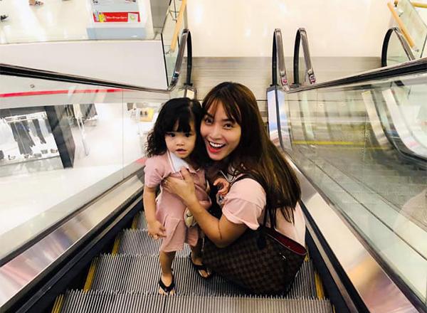 Mang thai ngay sau đẻ mổ 3 tháng, Hải Băng giờ nằm bẹp cả ngày, không làm nổi gì-2