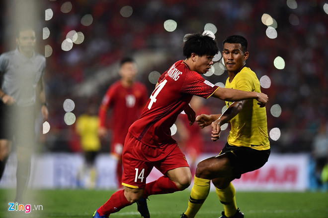 Công Phượng, Anh Đức ghi bàn giúp ĐT Việt Nam thắng Malaysia 2-0-5