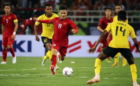 Công Phượng, Anh Đức ghi bàn giúp ĐT Việt Nam thắng Malaysia 2-0-4