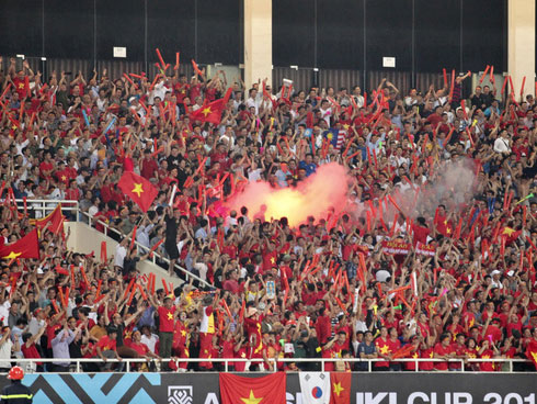 Quảng Bình: Nhiều người nhập viện cấp cứu do đốt pháo trái phép-3