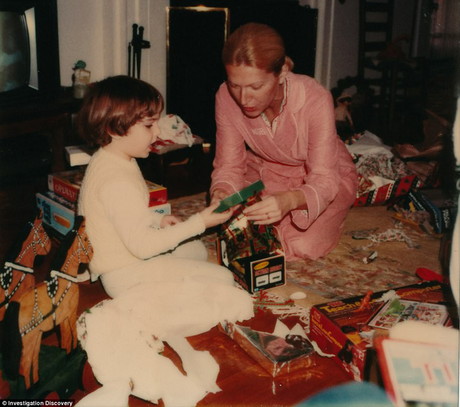 Thi thể người phụ nữ nằm sâu dưới sàn nhà bê tông hé lộ sự thật về một gia đình hoàn hảo trong mắt mọi người-2