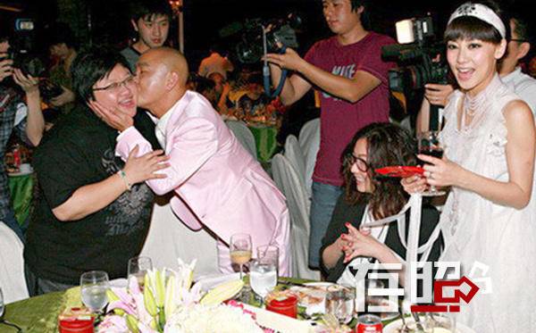 Không phải showbiz chỉ có ông trùm, có những chị đại thét ra lửa không ai dám động tới-10