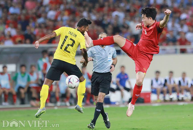 Ảnh: Công Phượng thổi cuồng phong vào dàn cầu thủ Malaysia-3