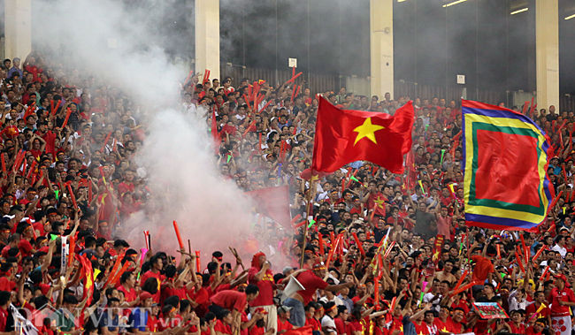 Ảnh: Công Phượng thổi cuồng phong vào dàn cầu thủ Malaysia-12