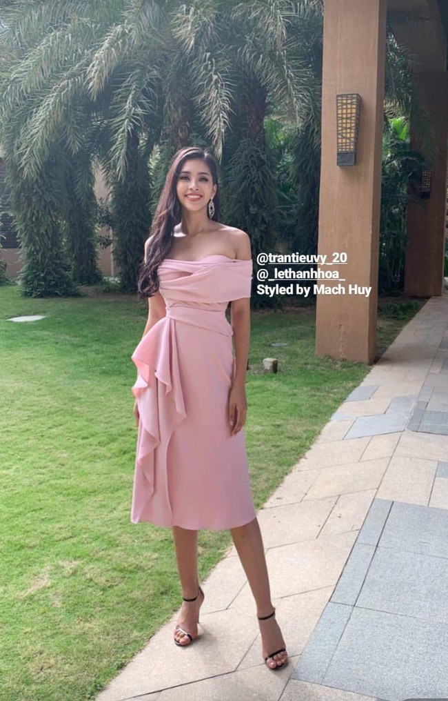 HH Tiểu Vy make up đẹp xuất sắc, lấn át cả dàn thí sinh quốc tế tại Miss World 2018-2